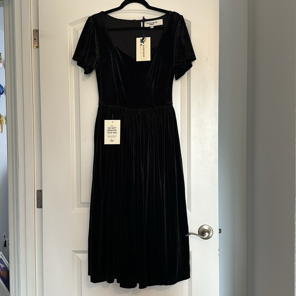 JessaKae Riverwood Dress in Black - Size Small - Picture 2 of 7